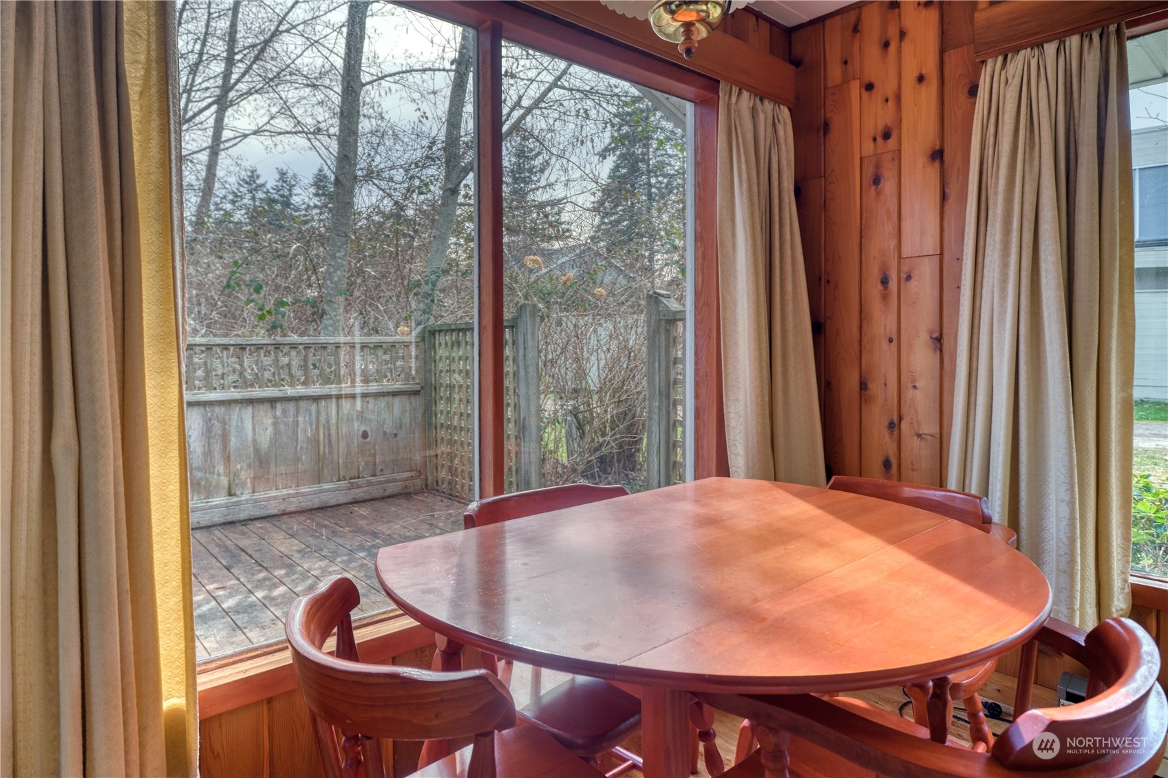 344 Gulf View Crescent Point Roberts, WA 98281 - Photo 12 of 28 Gallery Image 12