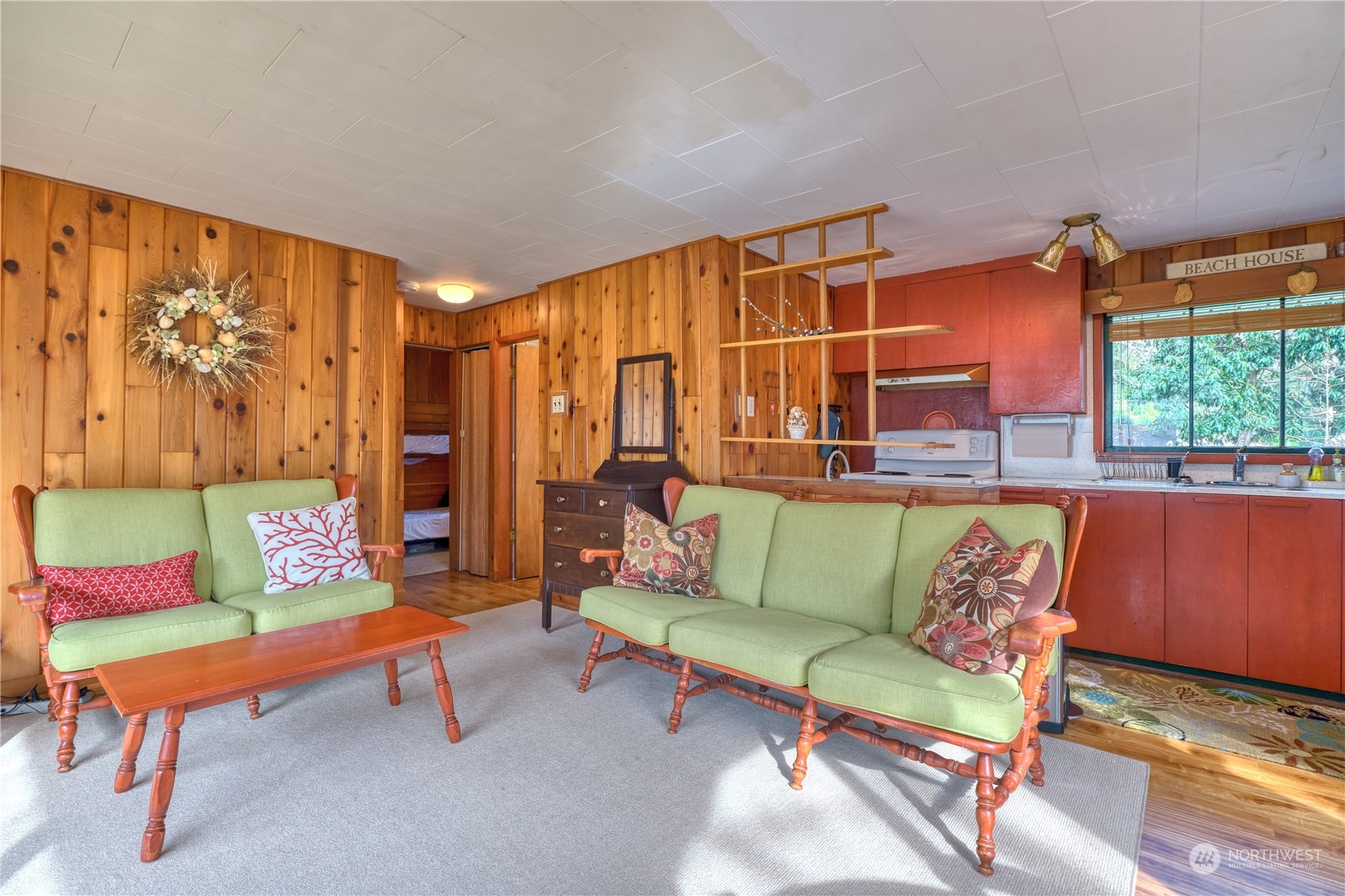 344 Gulf View Crescent Point Roberts, WA 98281 - Photo 10 of 28 Gallery Image 10