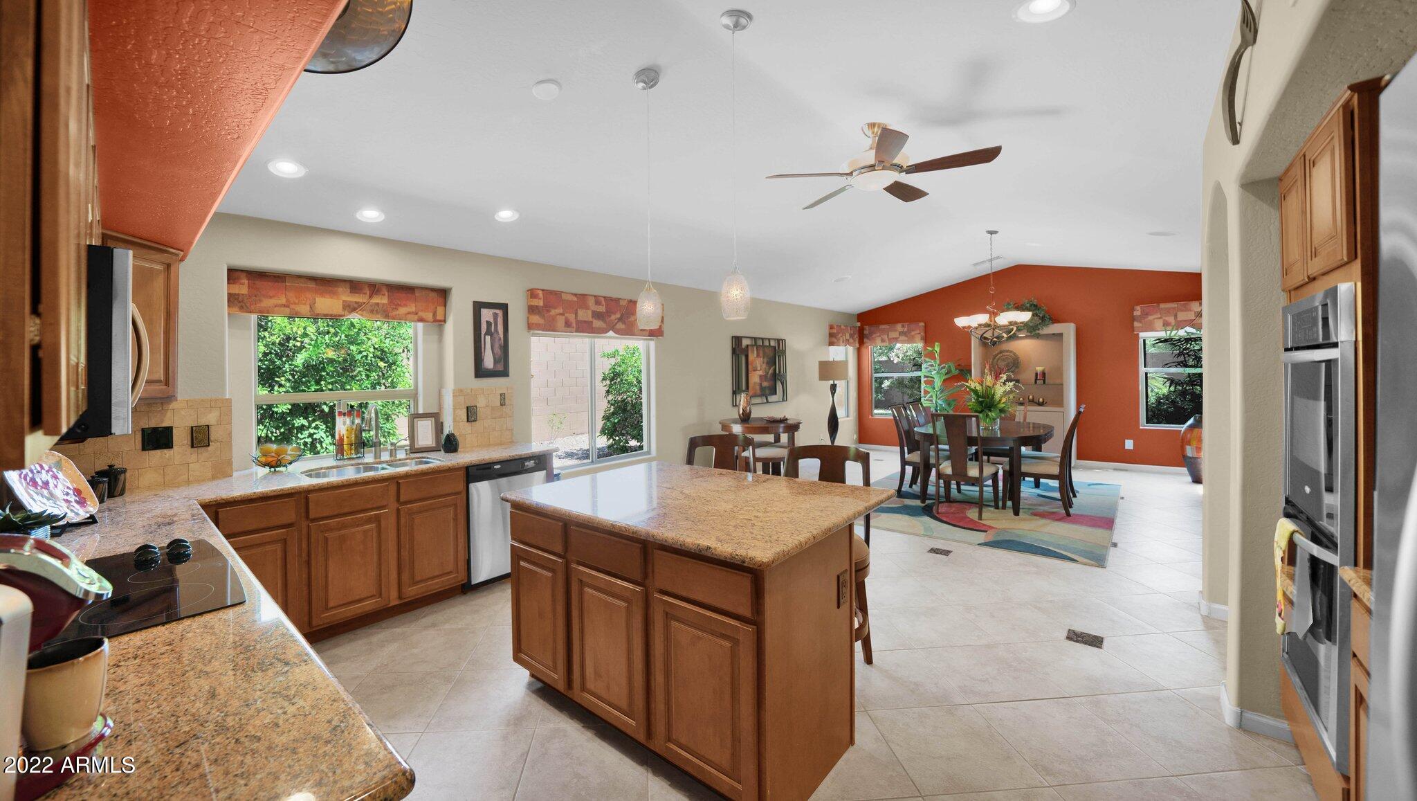 1927 West Caleb Road Phoenix, AZ 85085 - Photo 12 of 40 30-web-or-mls-DSC05989