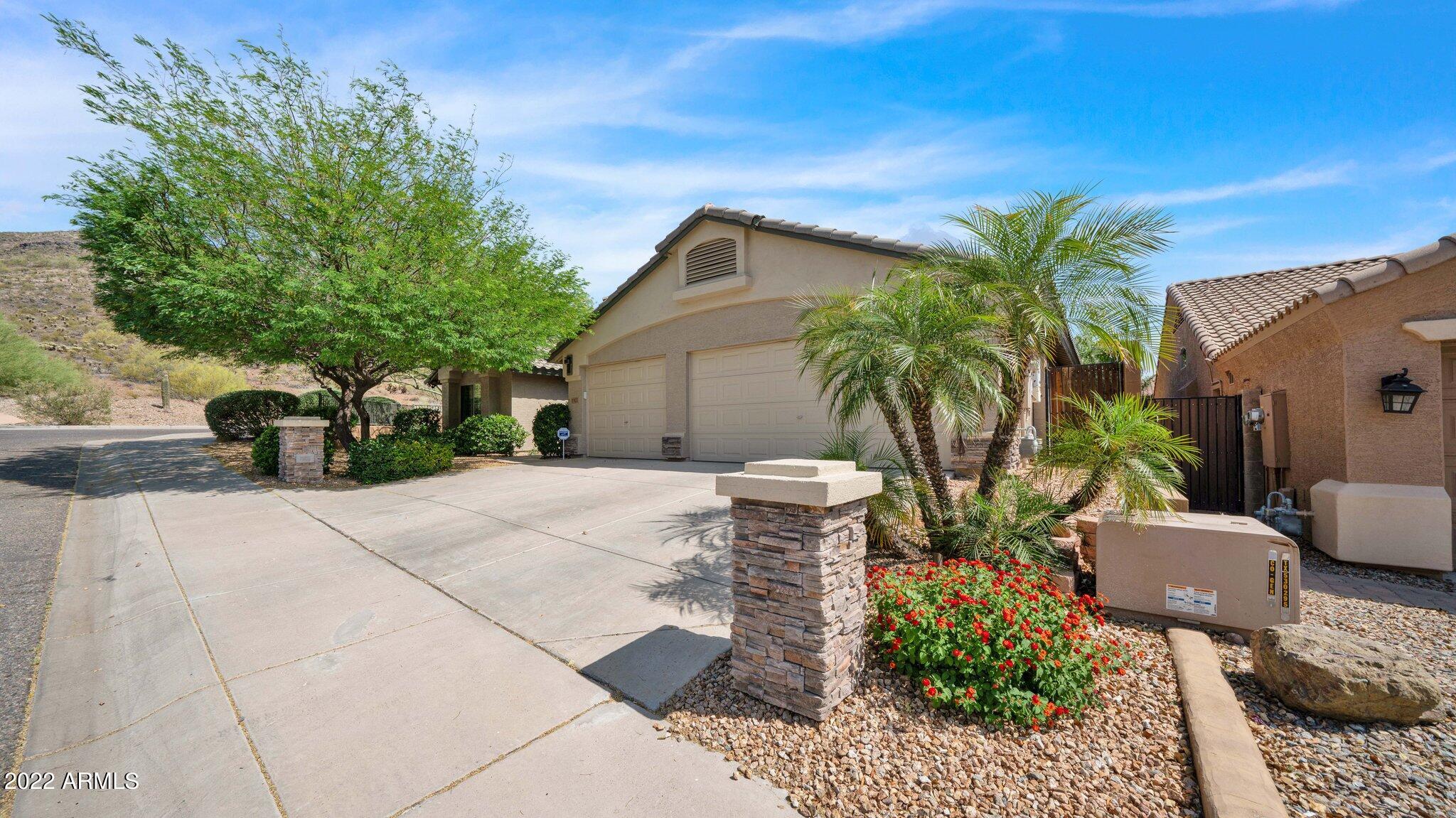 1927 West Caleb Road Phoenix, AZ 85085 - Photo 31 of 40 45-web-or-mls-DSC06016