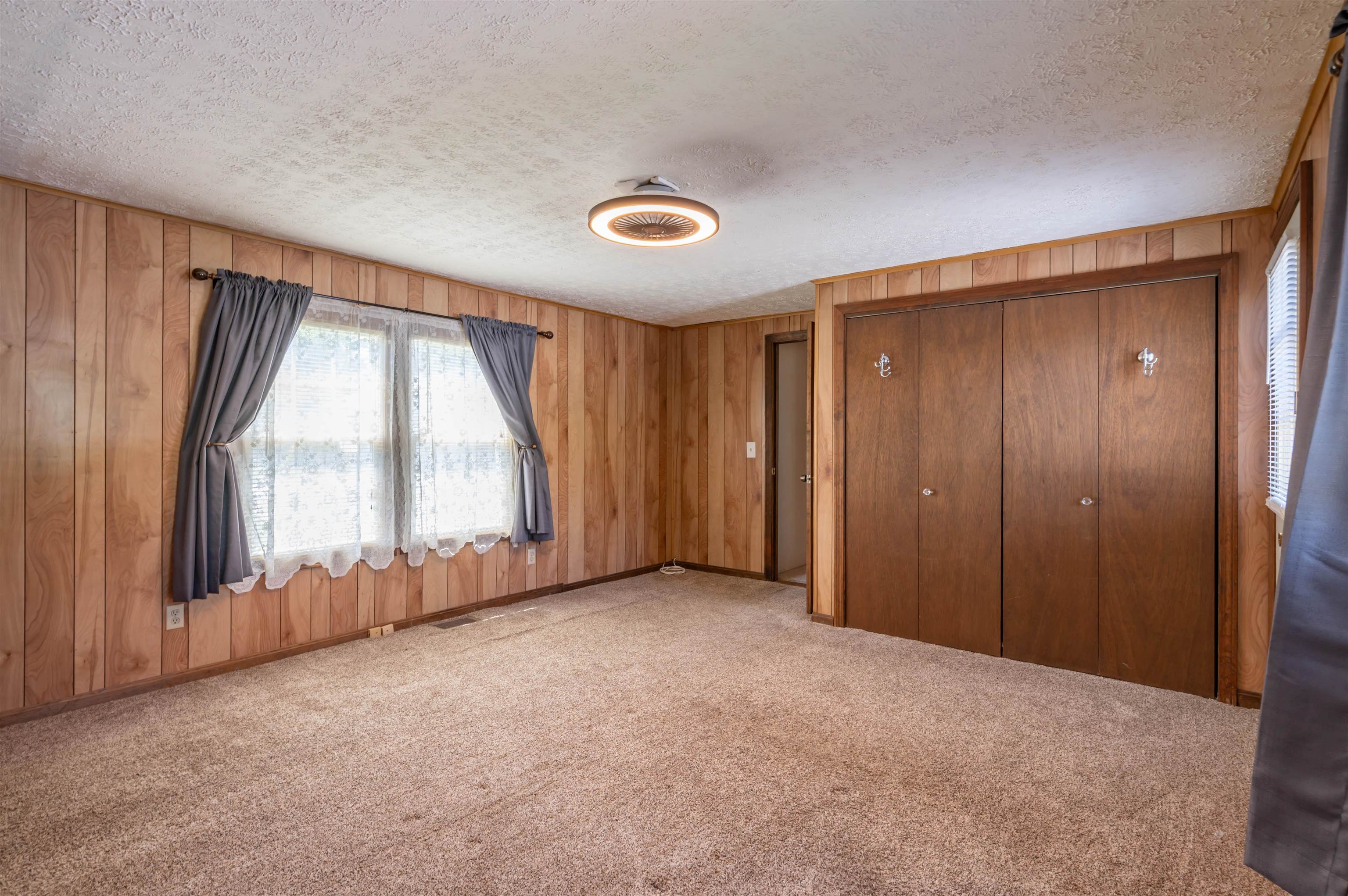 6 Embassy Avenue Hooksett, NH 03106 - Photo 21 of 40