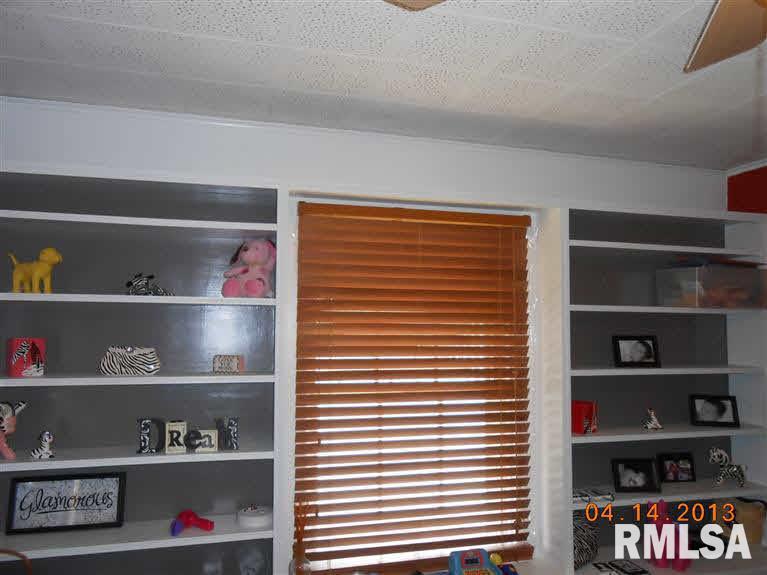 627 Genesee Morrison, IL 61270 - Photo 13 of 22 Gallery Image 13
