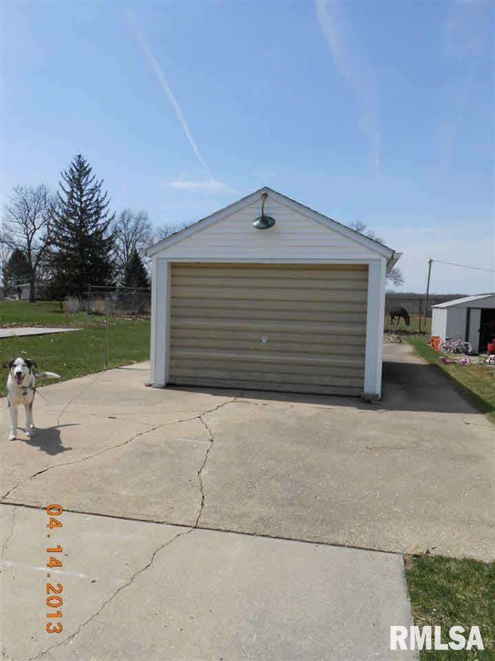 627 Genesee Morrison, IL 61270 - Photo 19 of 22 Gallery Image 19