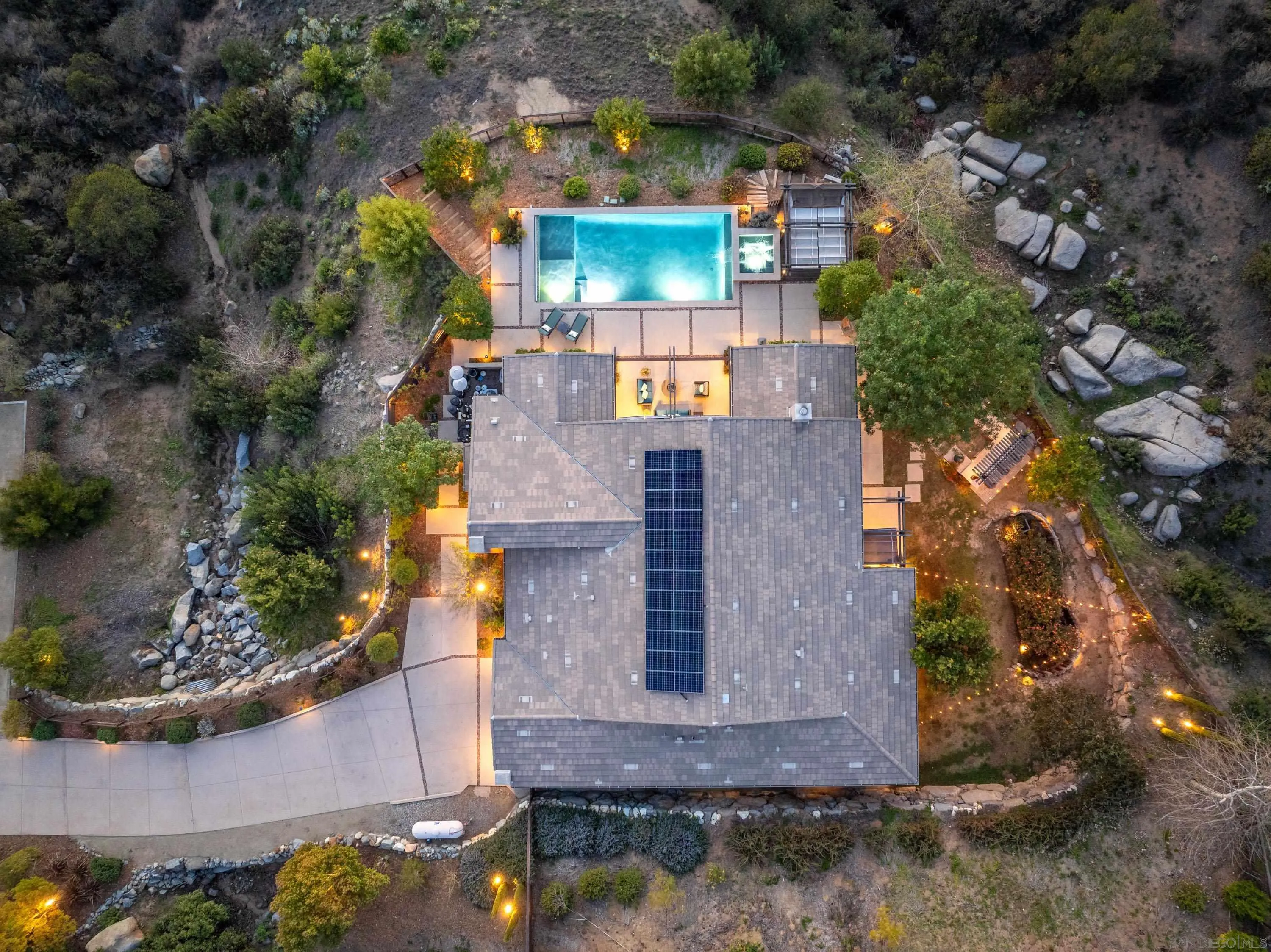 14516 Highcrest Court Poway, CA 92064 - Photo 5 of 71