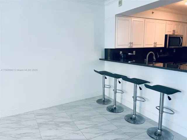 $1,900 | 2501 South Ocean Drive, Unit 919, Hollywood, FL 33019