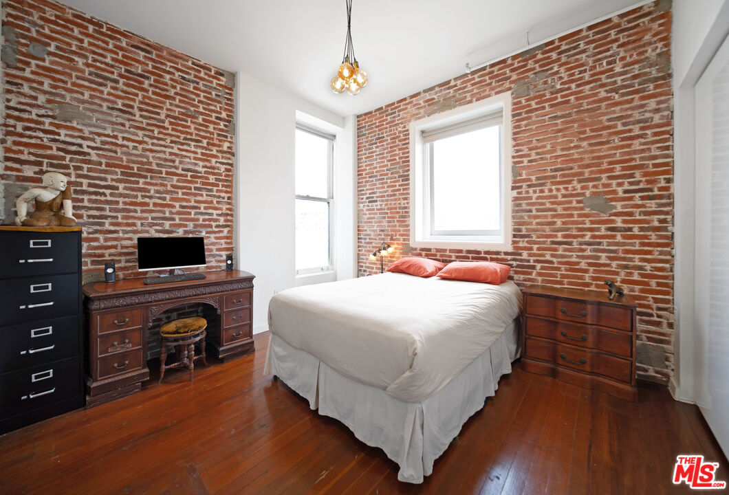 257 South Spring Street, Unit 4E Los Angeles, CA 90012 - Photo 20 of 28