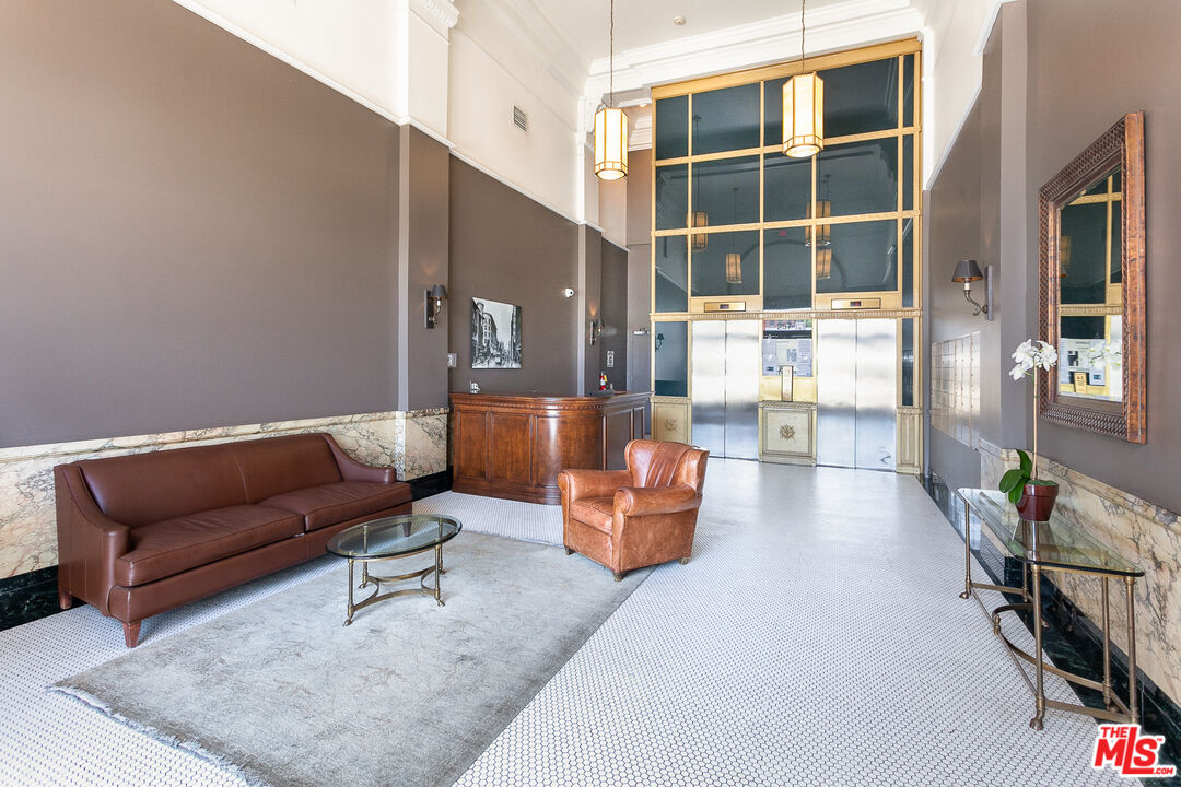 257 South Spring Street, Unit 4E Los Angeles, CA 90012 - Photo 25 of 28