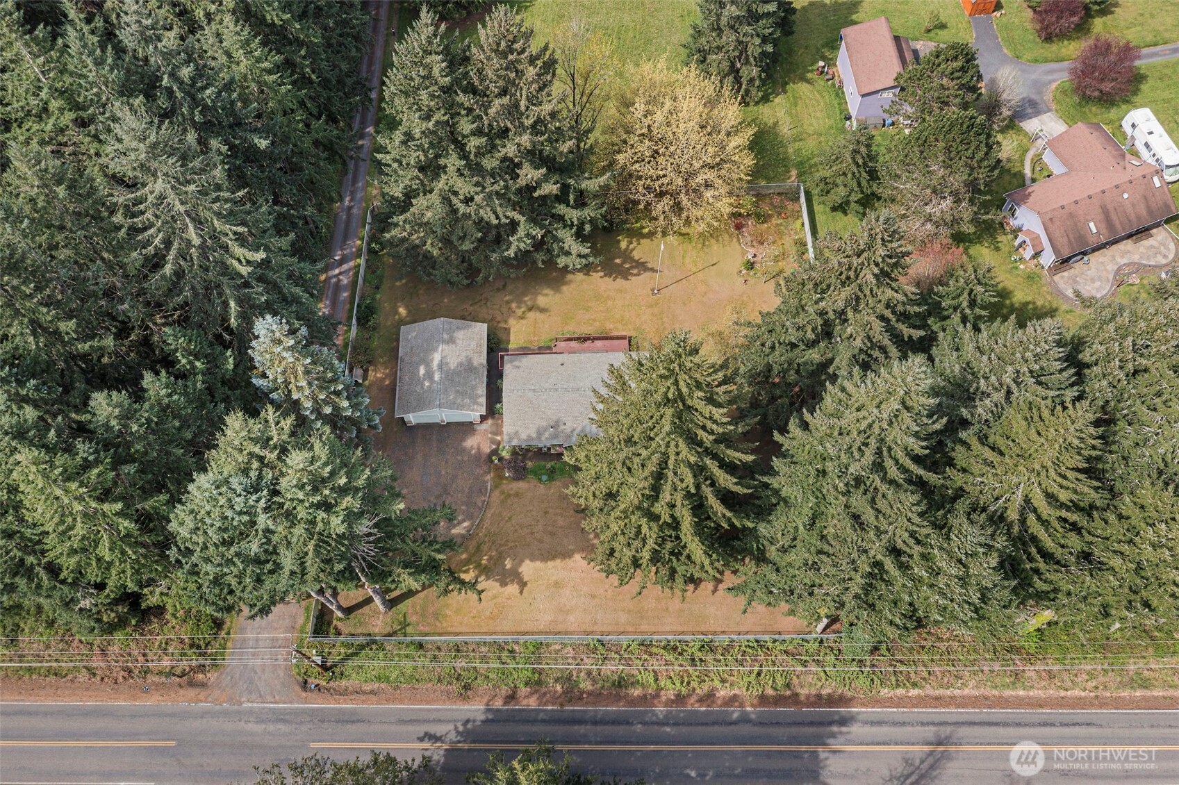 173 Devereese Road Chehalis, WA 98532 - Photo 4 of 34