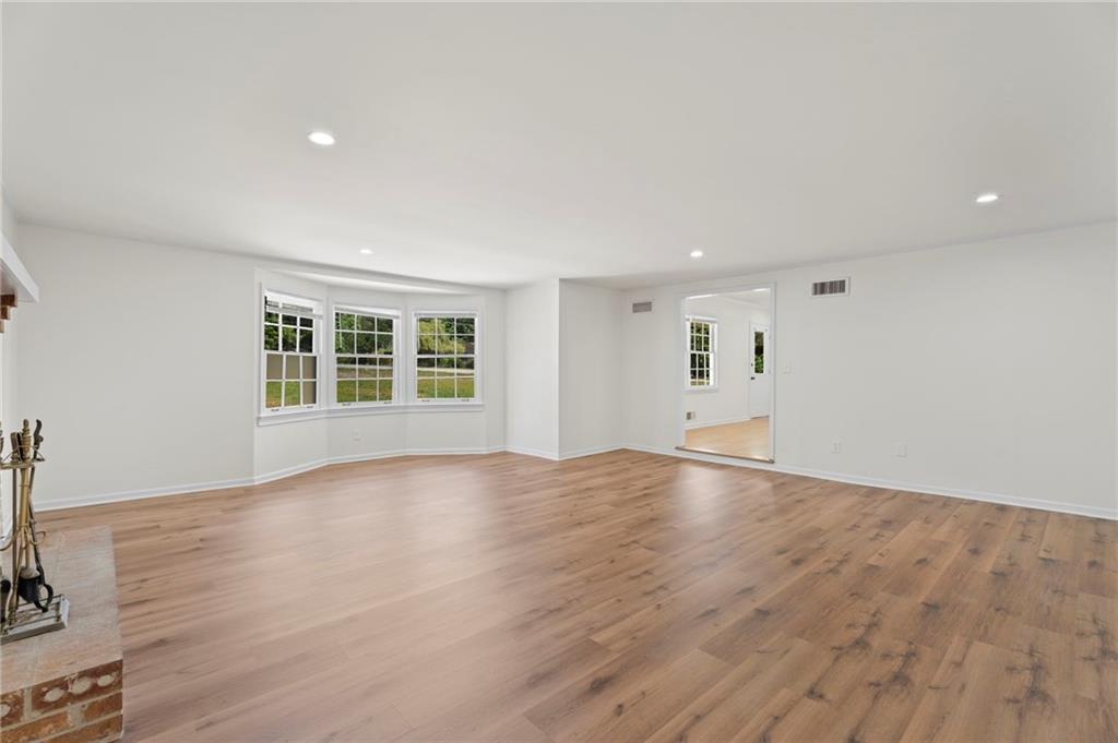 865 Old Tucker Road Stone Mountain, GA 30087 - Photo 13 of 58