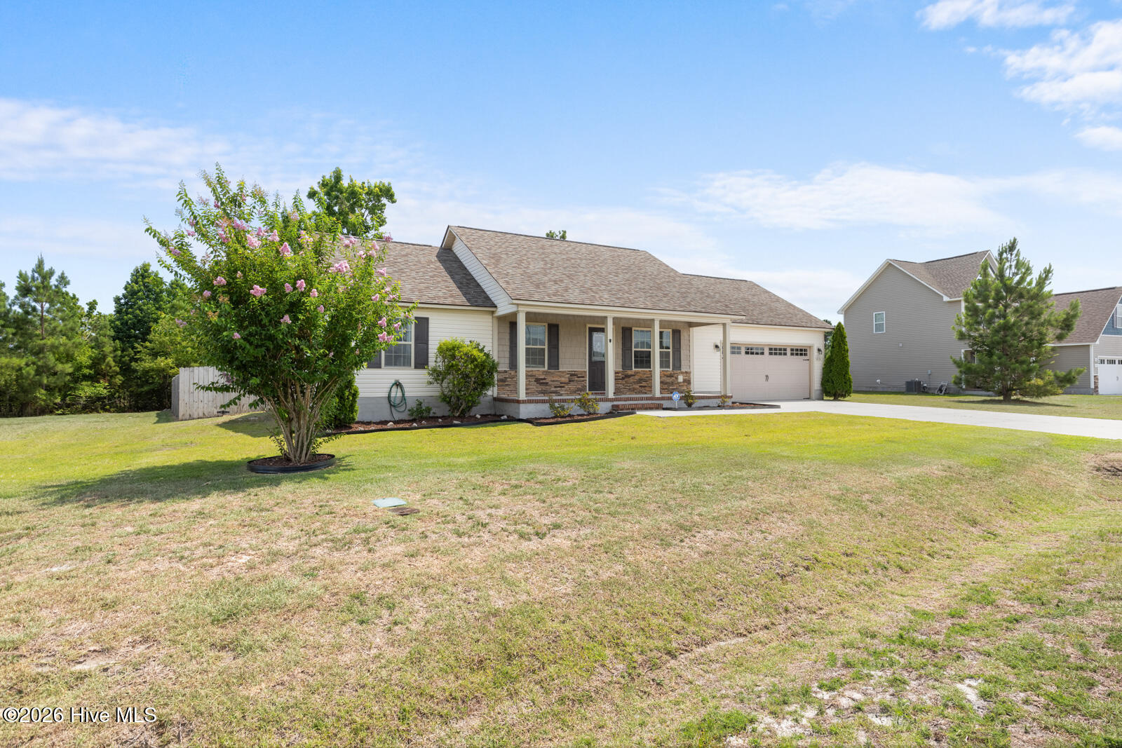 216 Lockwood Court Hubert, NC 28539 - Photo 2 of 24