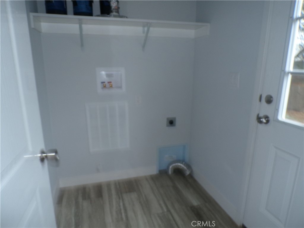 13586 Fair Oak Road Clearlake, CA 95422 - Photo 7 of 15 a view of a small space