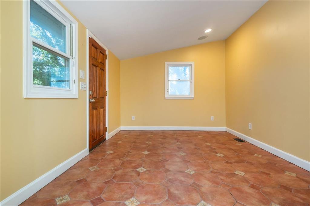 805 Holmes Street Northwest Atlanta, GA 30318 - Photo 36 of 58