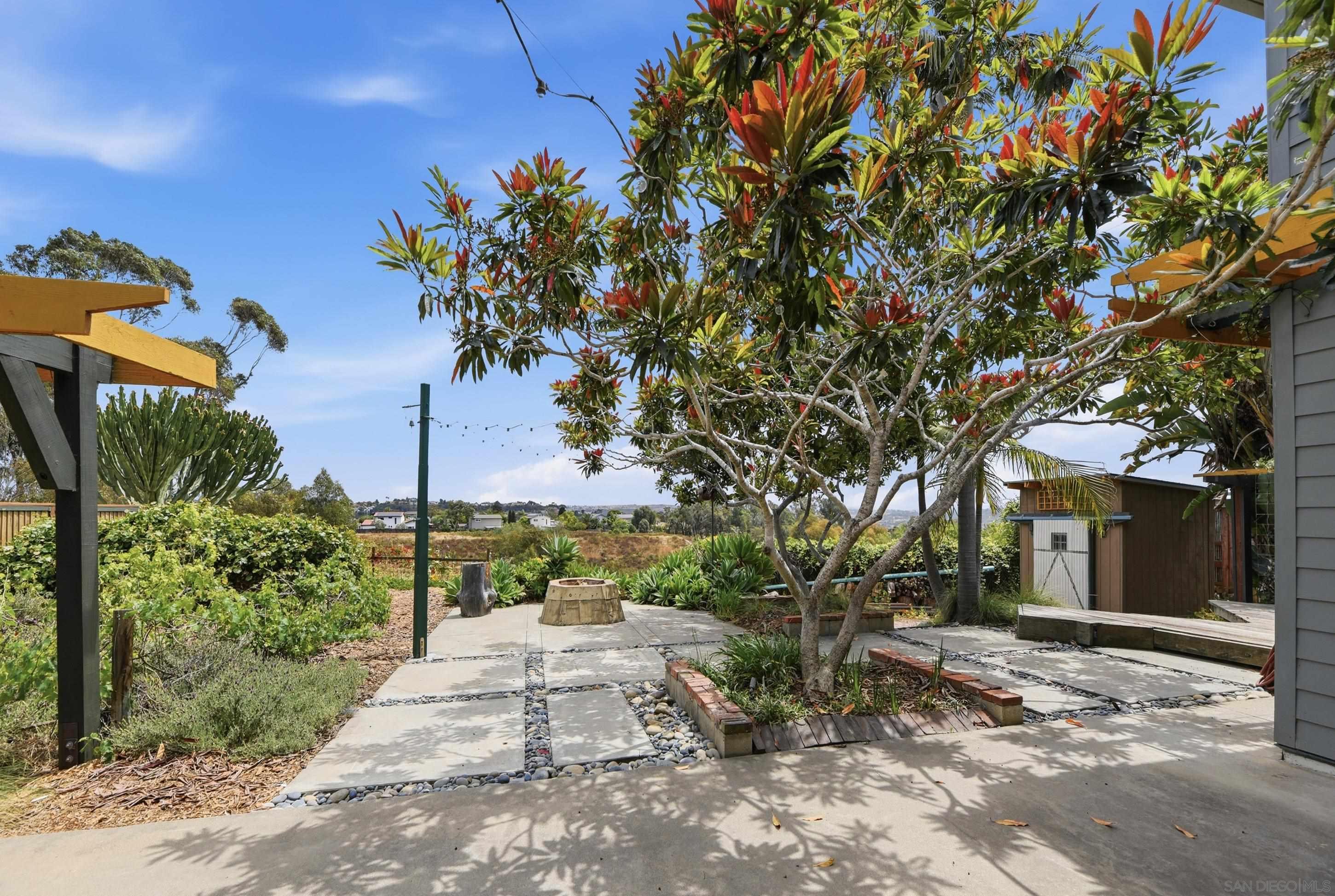 2275 Cameo Road Carlsbad, CA 92008 - Photo 29 of 60