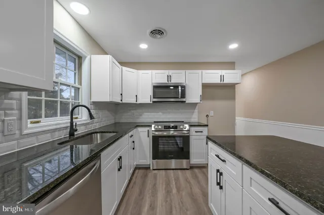 $325,000 | 115 West High Street, Felton, DE 19943