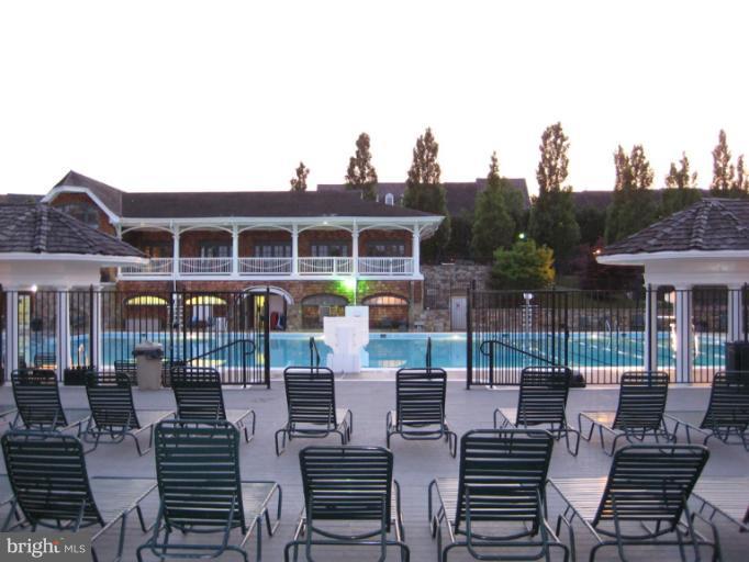 348 Tschiffely Square Road Gaithersburg, MD 20878 - Photo 10 of 30 Community Pool