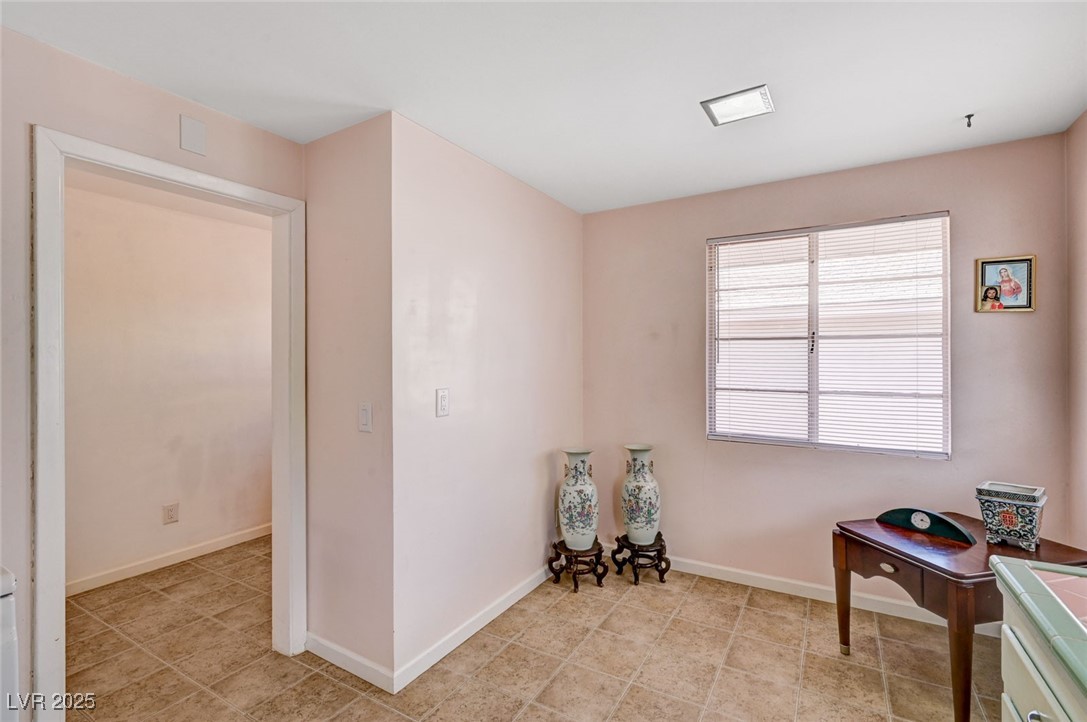 557 6th Street Boulder City, NV 89005 - Photo 24 of 38