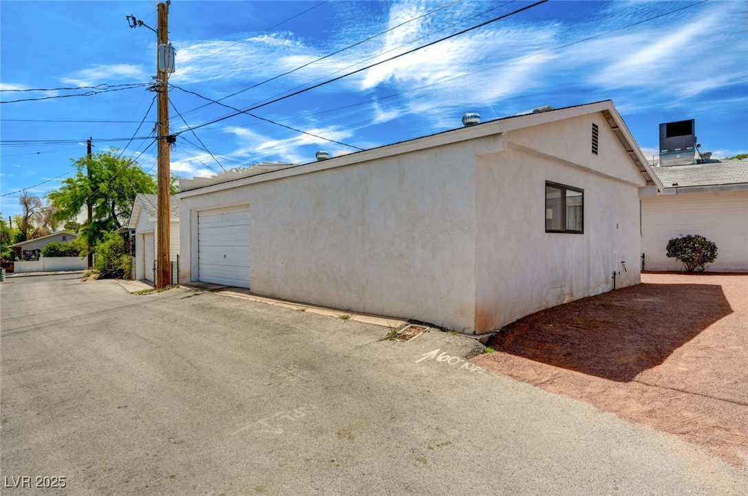 557 6th Street Boulder City, NV 89005 - Photo 35 of 38