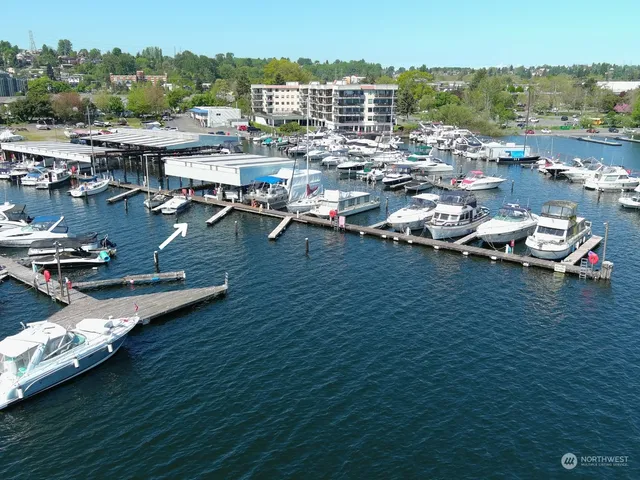 $90,000 | 9050 Seward Park Avenue South, Unit 125, Seattle, WA 98118