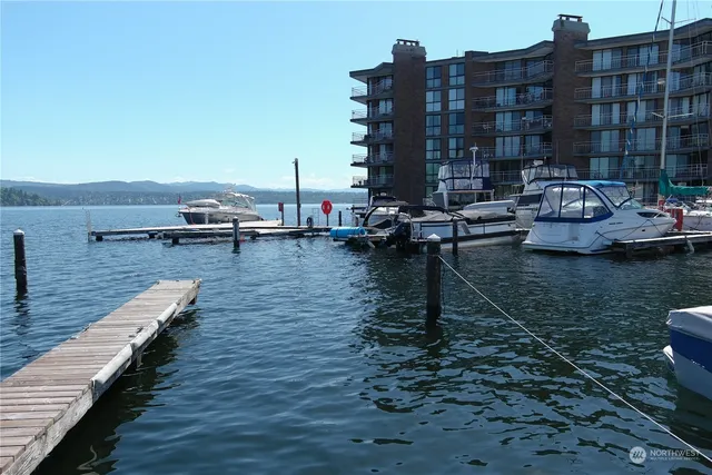 $90,000 | 9050 Seward Park Avenue South, Unit 125, Seattle, WA 98118