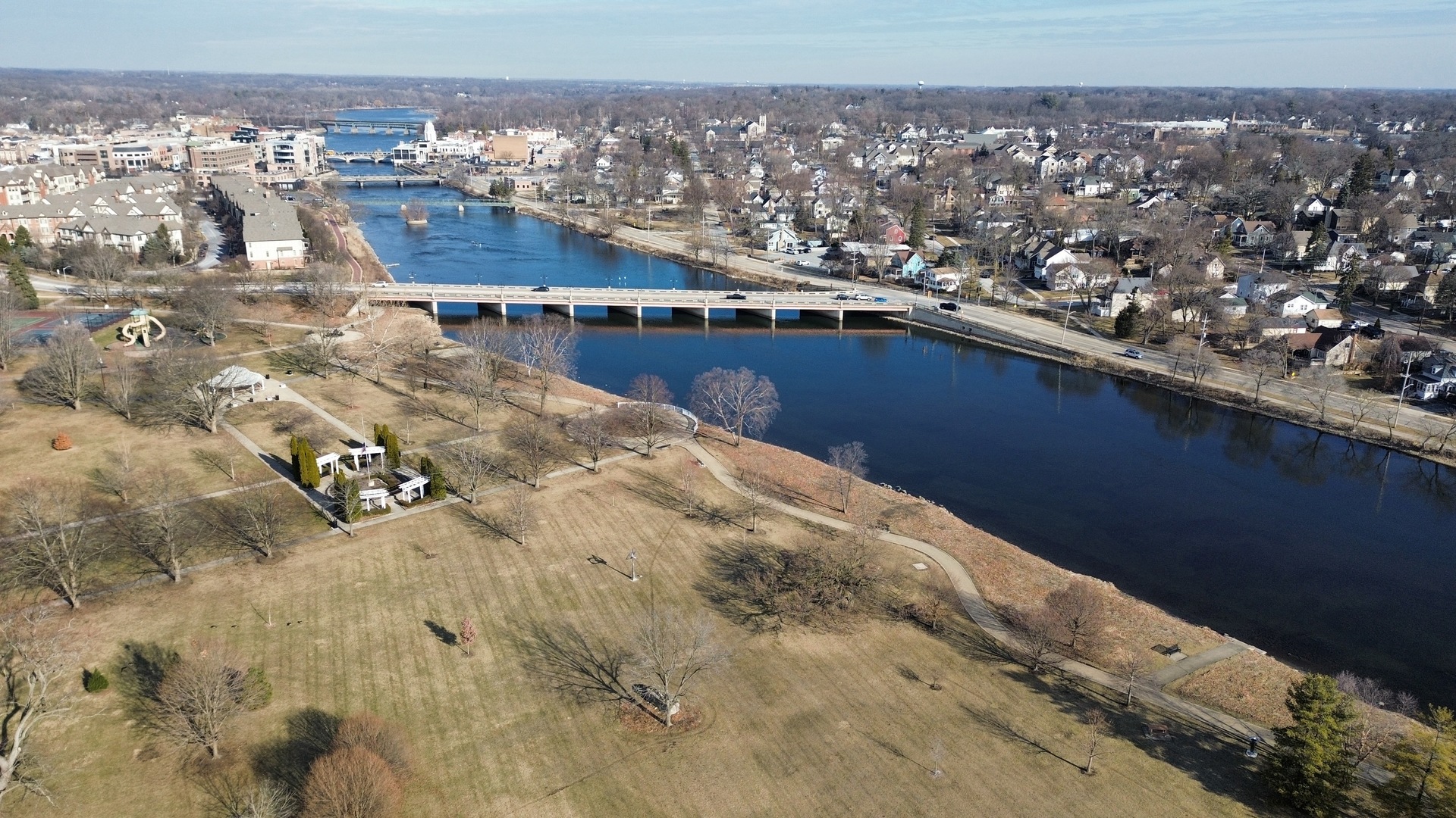 1001 Geneva Road St. Charles, IL 60174 - Photo 25 of 25 a view of a city