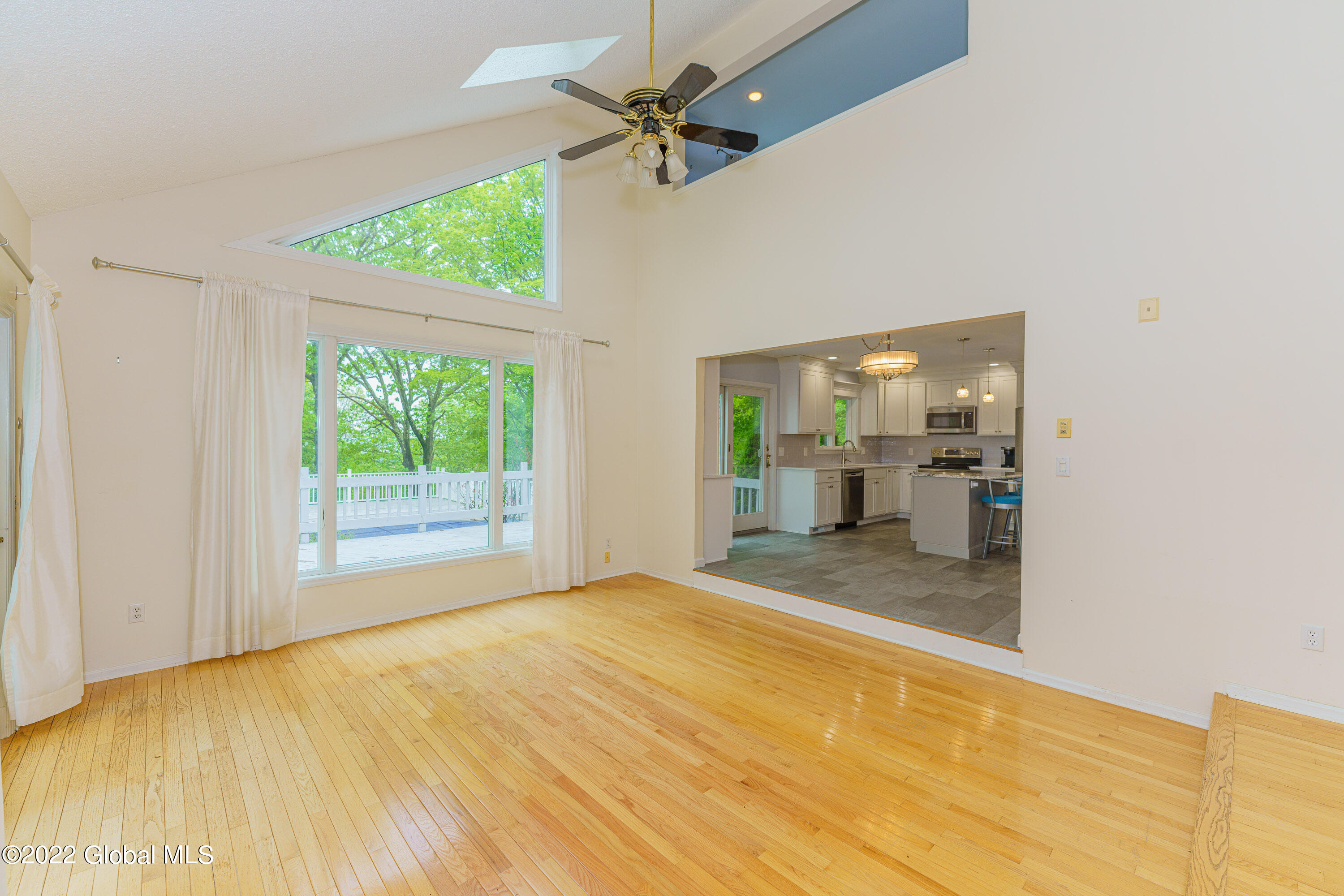 568 Rector Road Glenville, NY 12302 - Photo 13 of 63 2 Greatroom 4