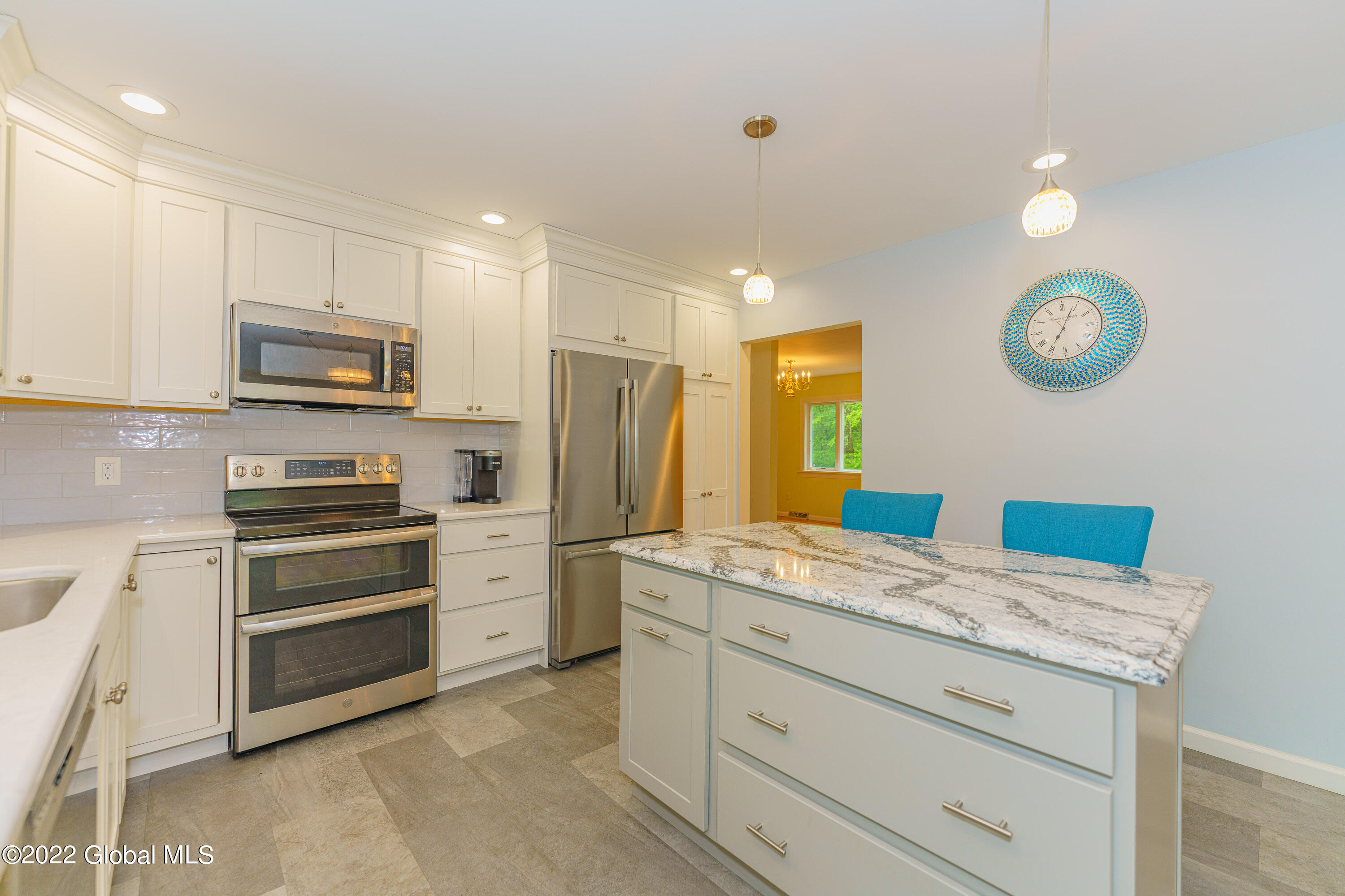 568 Rector Road Glenville, NY 12302 - Photo 15 of 63 3 Kitchen 5