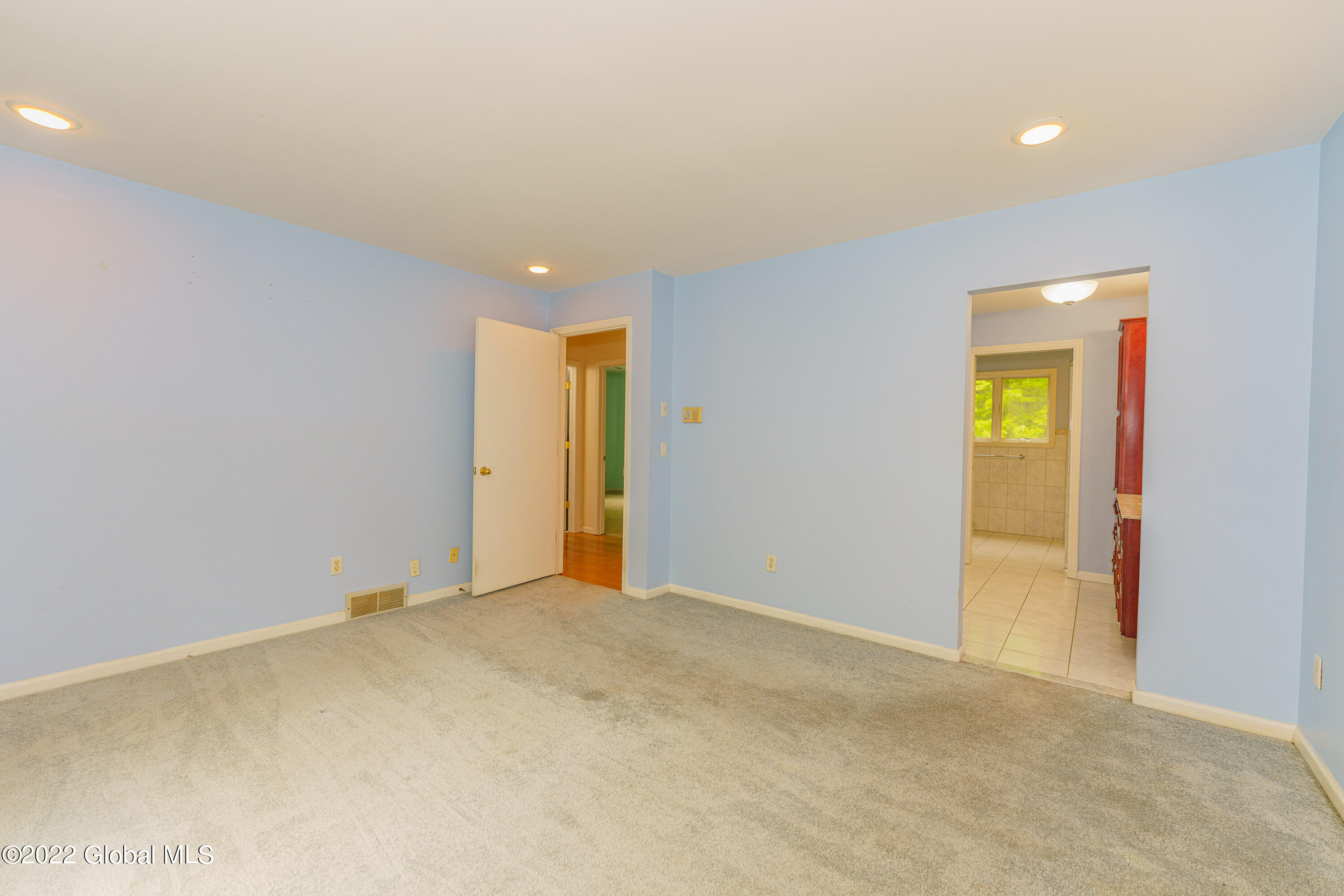 568 Rector Road Glenville, NY 12302 - Photo 24 of 63 5 Master 2