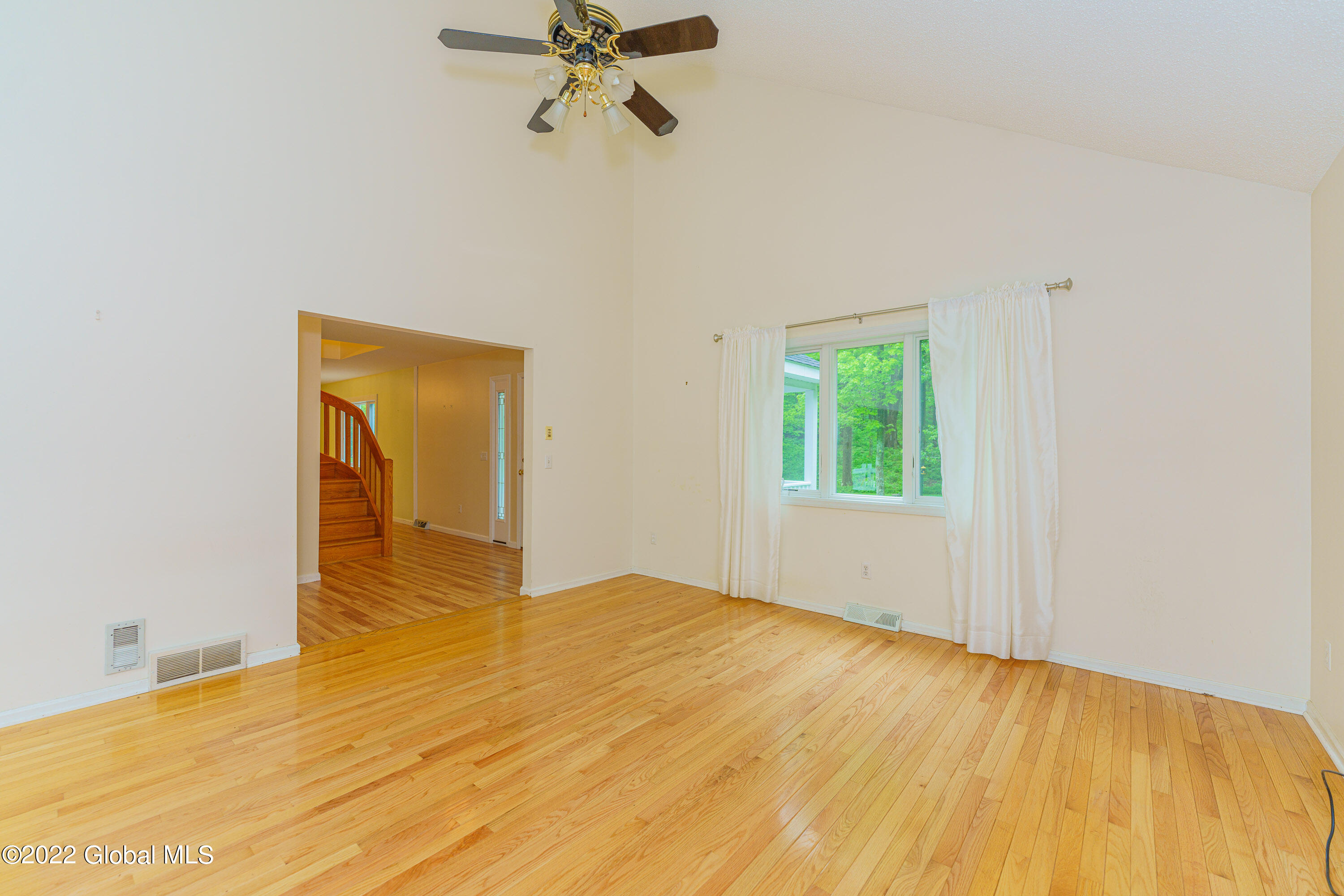 568 Rector Road Glenville, NY 12302 - Photo 6 of 63 2 Greatroom 3