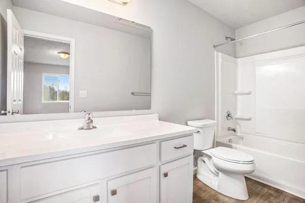 $359,900 | 385 Pinery Lane, Fremont, MI 49412