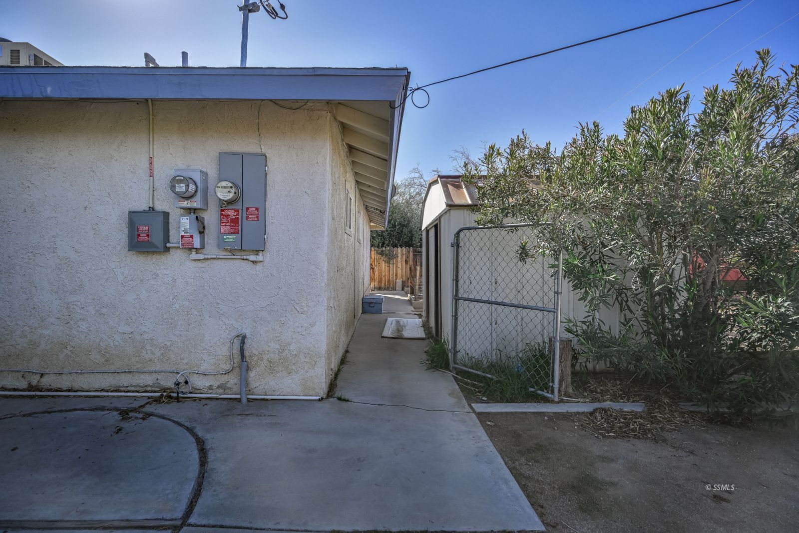 221 South Silver Ridge Street Ridgecrest, CA 93555 - Photo 38 of 44