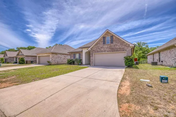 $284,700 | 837 Avellanas Drive, Pensacola, FL 32534