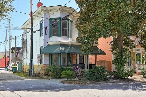 $1,800 | 1112 Barnard Street, Unit A OR #B, Savannah, GA 31401