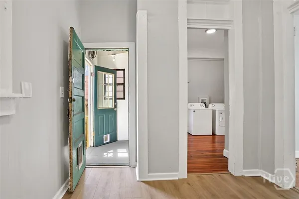$1,800 | 1112 Barnard Street, Unit A OR #B, Savannah, GA 31401