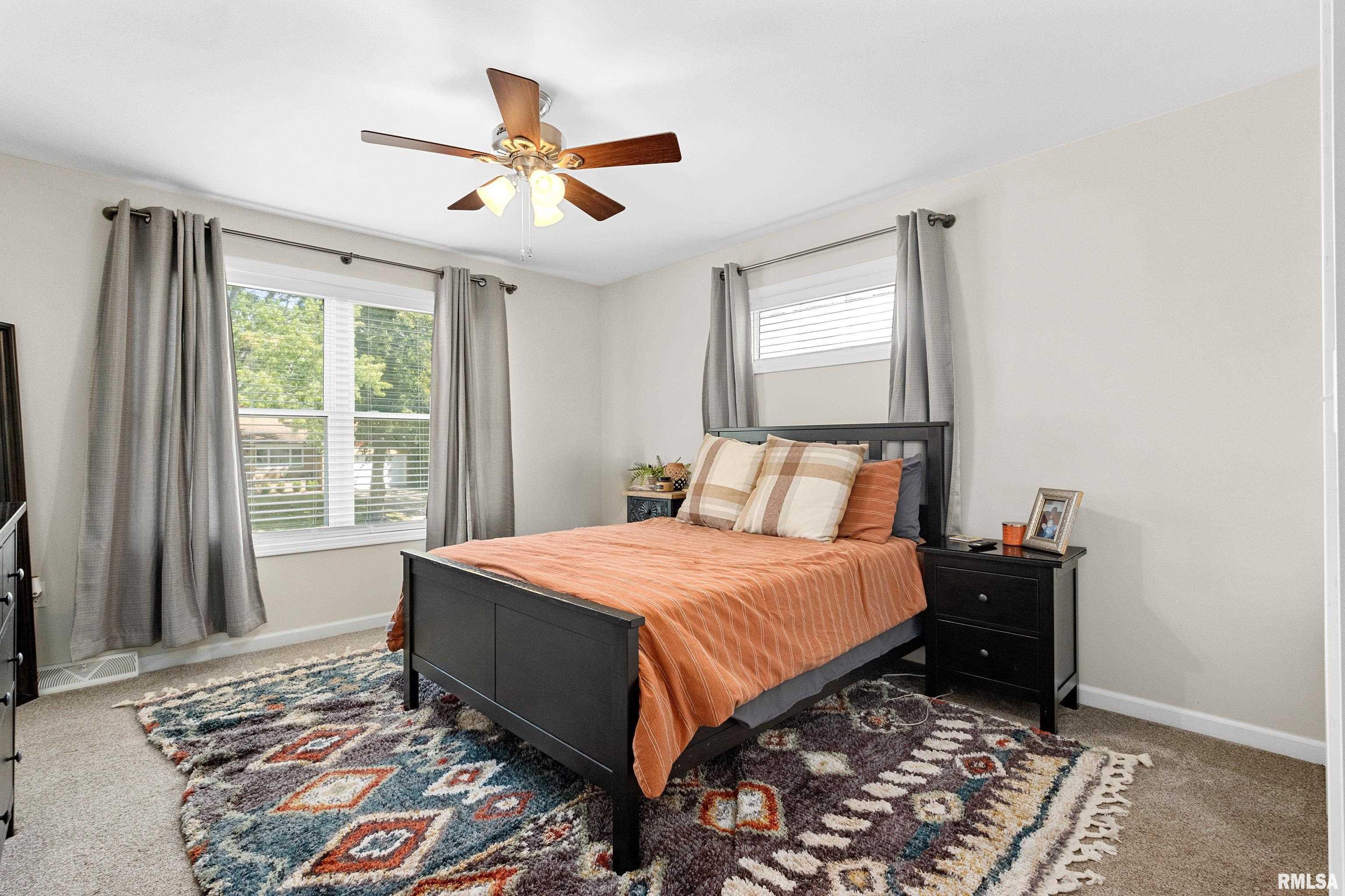 2712 West Overhill Road Peoria, IL 61615 - Photo 26 of 34 Gallery Image 26