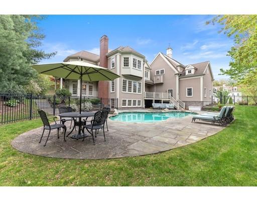 121 Bates Way Hanover, MA 02339 - Photo 4 of 30