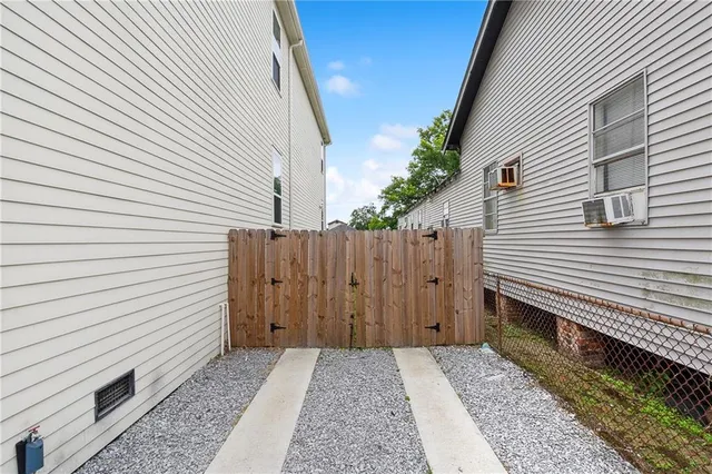 $1,500 | 3033 Pauger Street, New Orleans, LA 70119