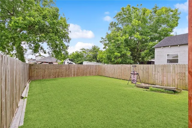 $1,500 | 3033 Pauger Street, New Orleans, LA 70119