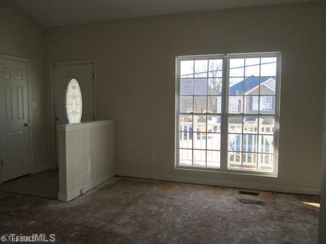 805 Park High Point High Point, NC 27260 - Photo 2 of 9 Den/Family/Great Room.