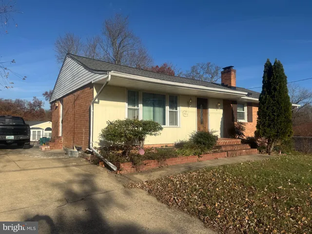 $1,995 | 13216 Ronehill Drive, Beltsville, MD 20705