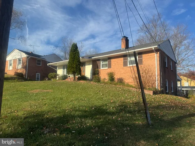 $1,995 | 13216 Ronehill Drive, Beltsville, MD 20705
