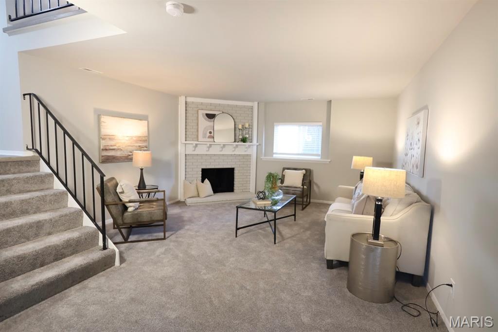 313 Brightfield Drive Ballwin, MO 63021 - Photo 11 of 16