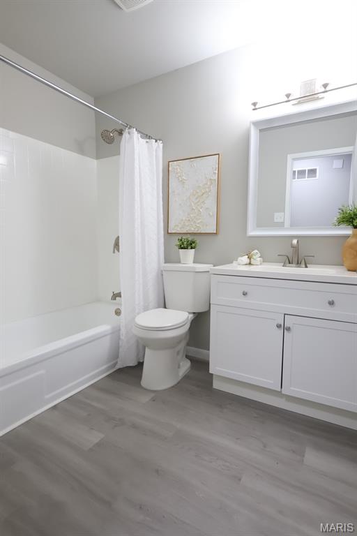 313 Brightfield Drive Ballwin, MO 63021 - Photo 14 of 16