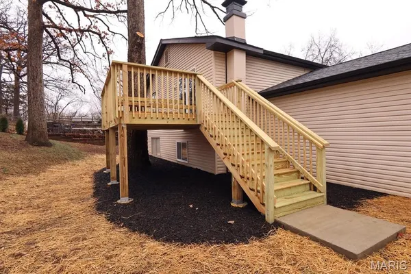 $369,000 | 313 Brightfield Drive, Ballwin, MO 63021