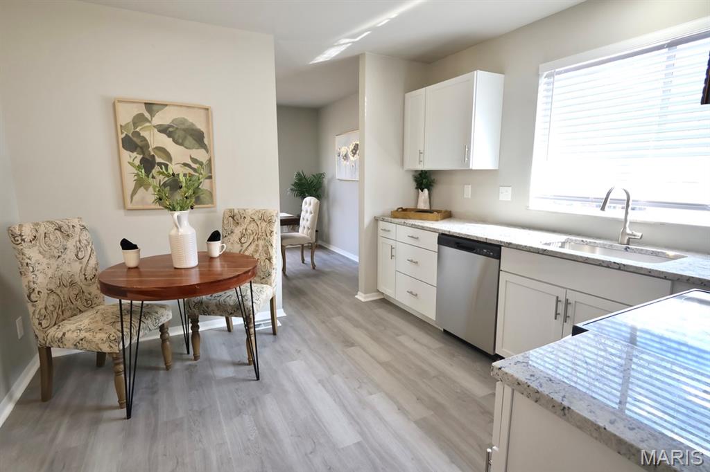 313 Brightfield Drive Ballwin, MO 63021 - Photo 8 of 16