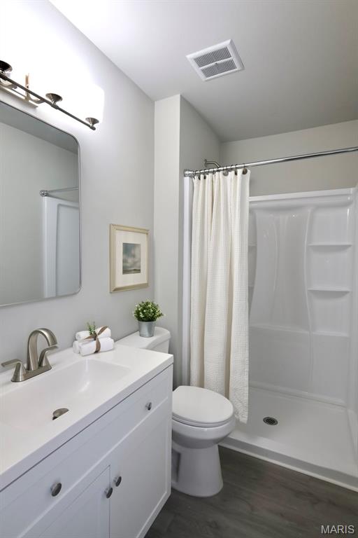 313 Brightfield Drive Ballwin, MO 63021 - Photo 10 of 16