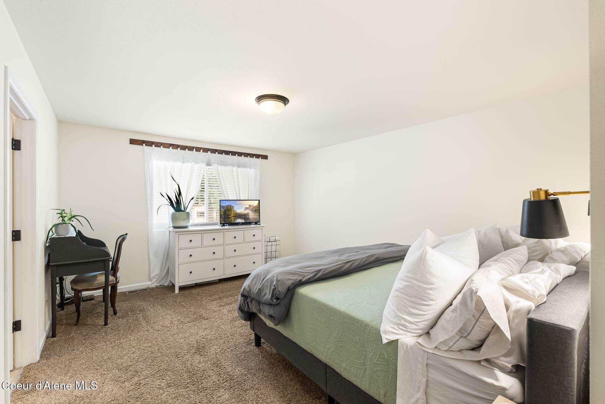 102 Park Lane Sandpoint, ID 83864 - Photo 18 of 51 .