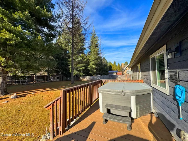 $649,000 | 102 Park Lane, Sandpoint, ID 83864