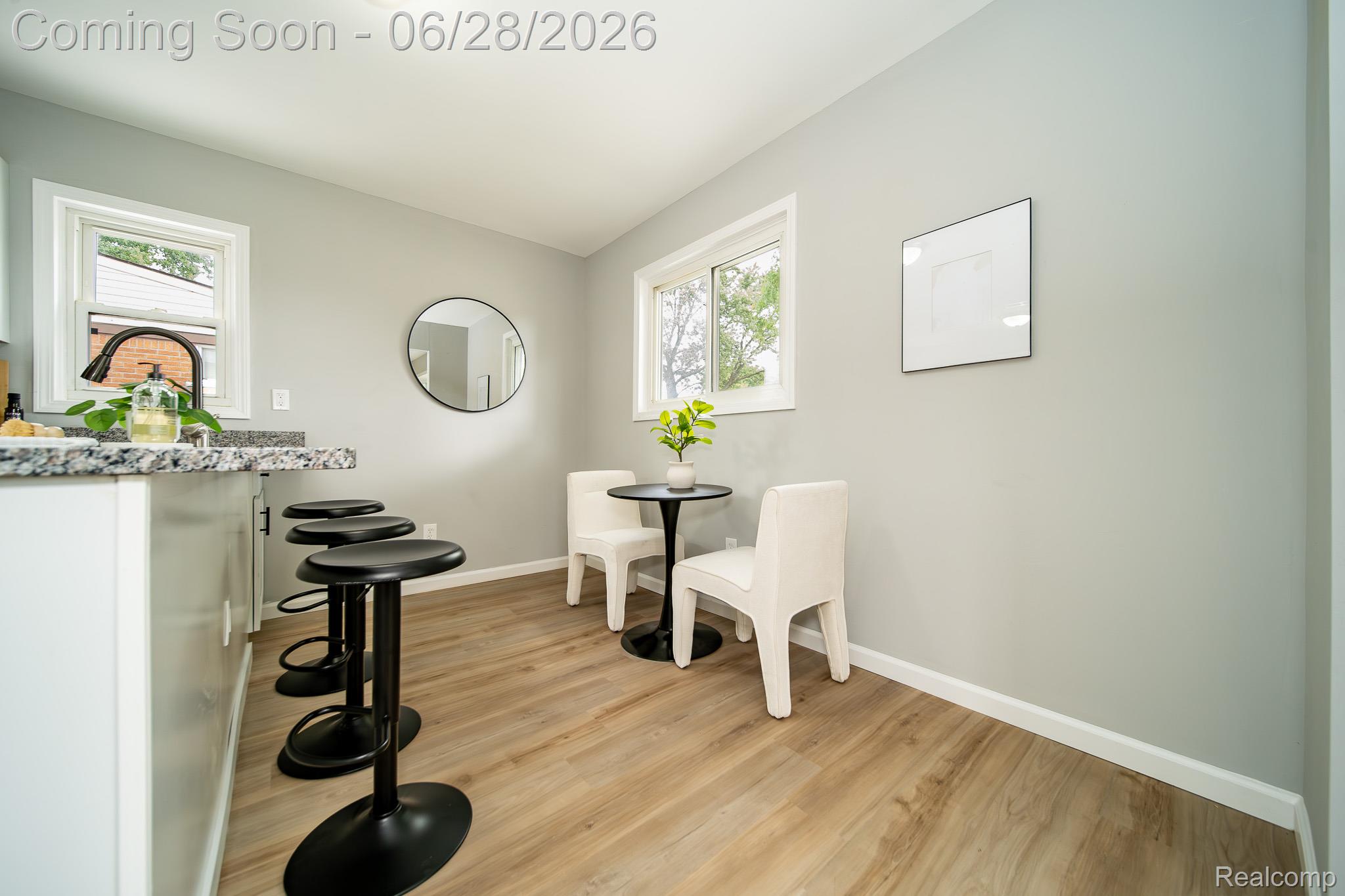 15646 Selwyn Road Southgate, MI 48195 - Photo 17 of 69 DDS04817.jpg