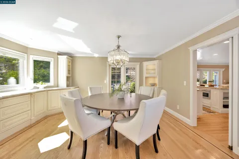 $2,895,000 | 75 Corte Yolanda, Moraga, CA 94556