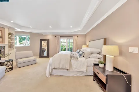 $2,895,000 | 75 Corte Yolanda, Moraga, CA 94556
